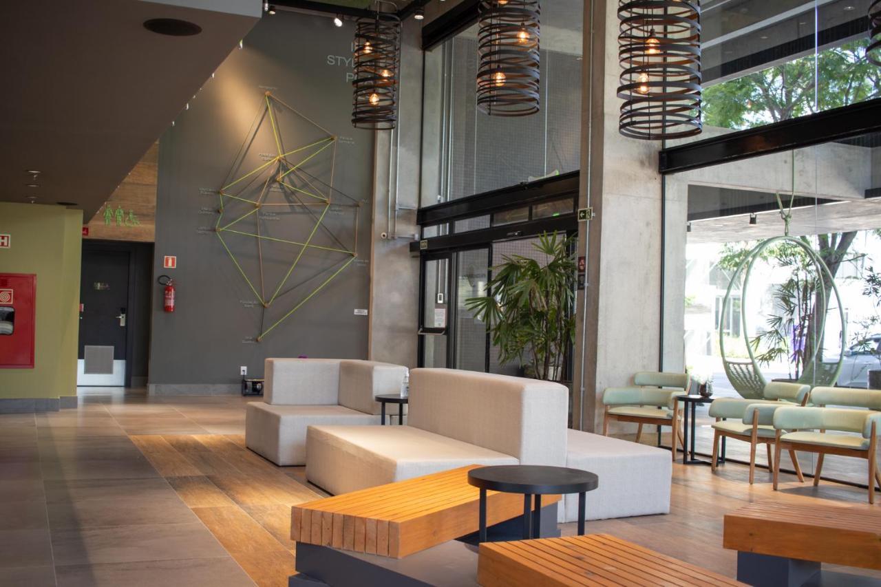 Hotel Ibis Styles Porto Alegre Moinhos De Vento Exterior foto
