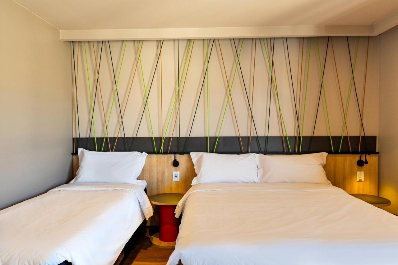 Hotel Ibis Styles Porto Alegre Moinhos De Vento Exterior foto