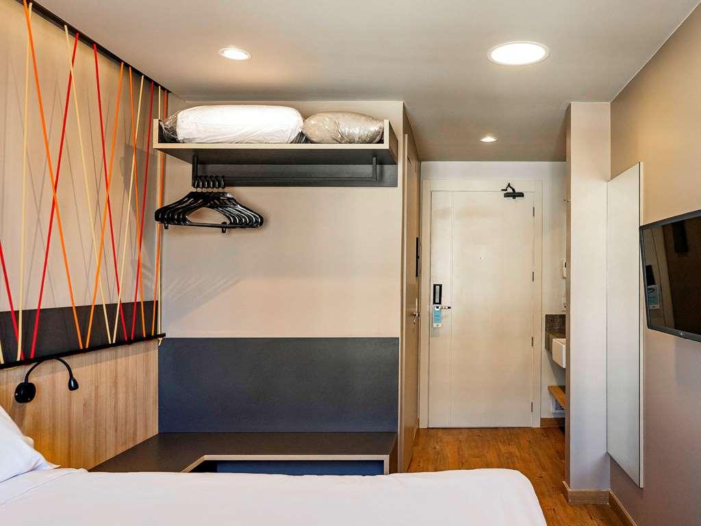 Hotel Ibis Styles Porto Alegre Moinhos De Vento Habitación foto